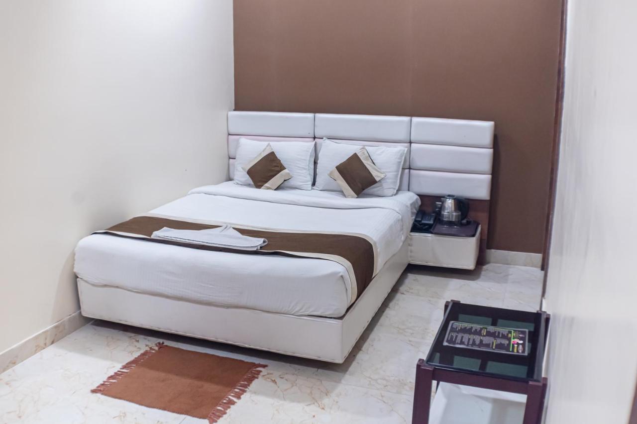Ganesh Bhavan By Vinayak Hotels Brahmapur Exterior foto